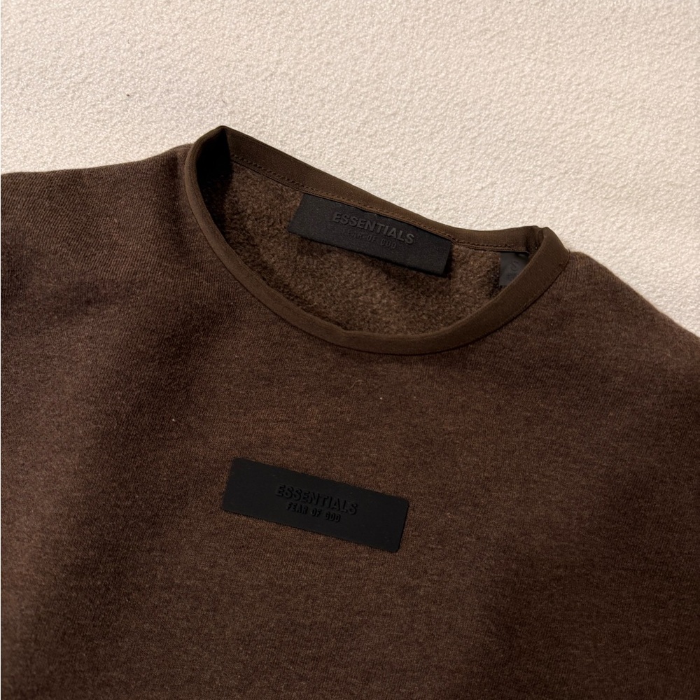 Essentials Sweatshirt Brown - Picture 7 of 7